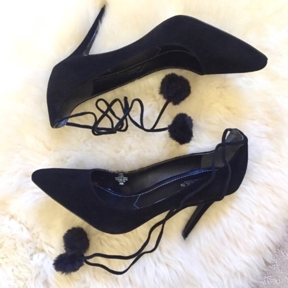 Charles David Black Petunia Pompom Wrap Pumps - Picture 6 of 8